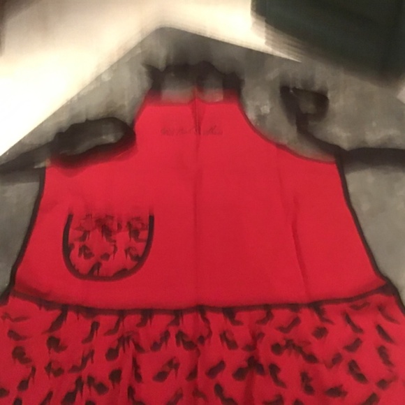 Great novelty apron “Will Cook For Shoes” in beautiful Red & Black - Picture 6 of 6